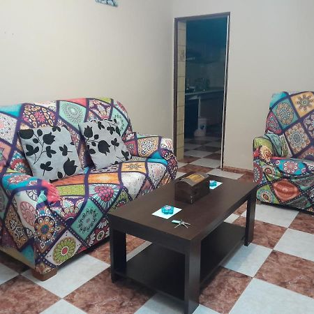 Disfruta De Un Barrio Tranquilo Apartment อัลกาลา เด กัวไดรา ภายนอก รูปภาพ