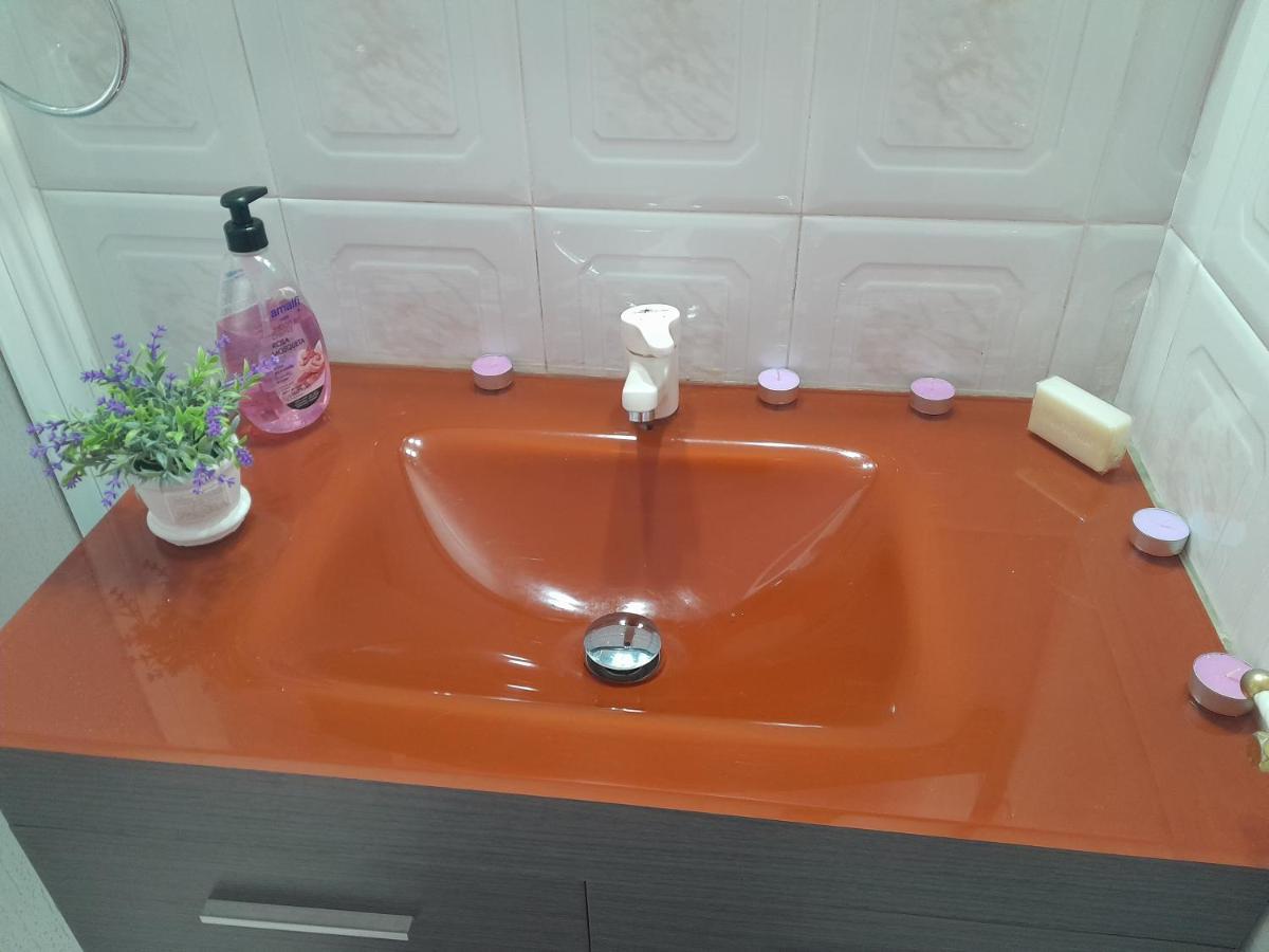 Disfruta De Un Barrio Tranquilo Apartment อัลกาลา เด กัวไดรา ภายนอก รูปภาพ