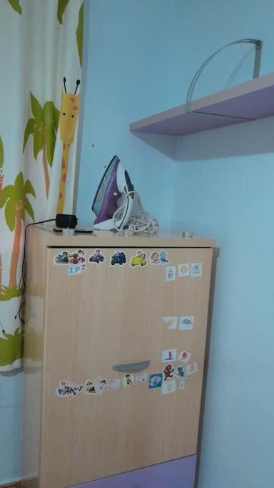 Disfruta De Un Barrio Tranquilo Apartment อัลกาลา เด กัวไดรา ภายนอก รูปภาพ