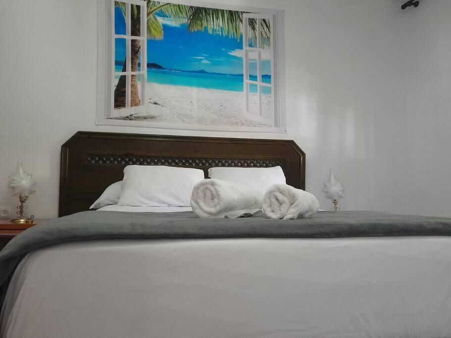 Disfruta De Un Barrio Tranquilo Apartment อัลกาลา เด กัวไดรา ภายนอก รูปภาพ