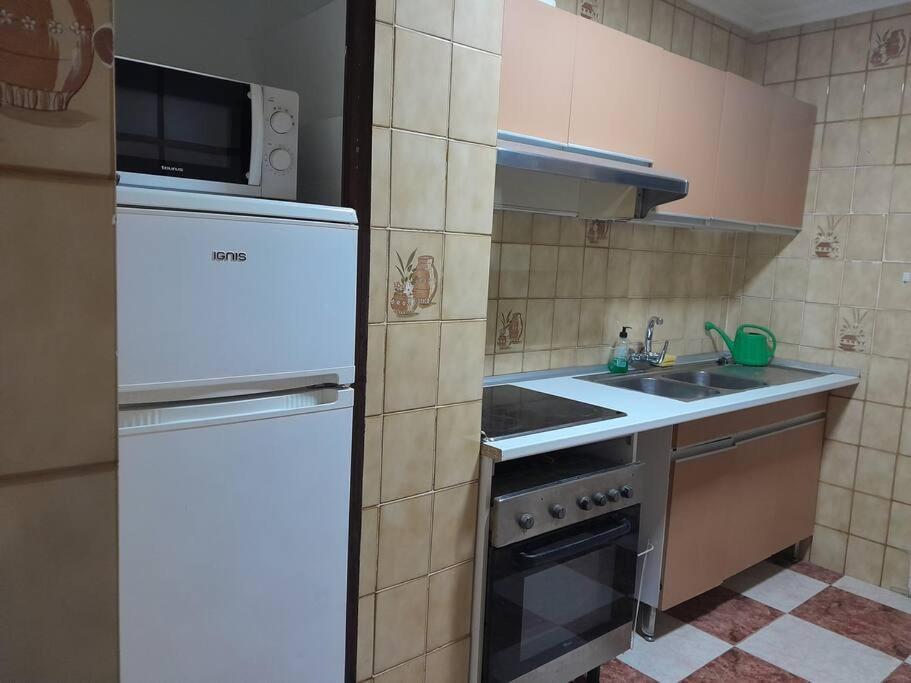 Disfruta De Un Barrio Tranquilo Apartment อัลกาลา เด กัวไดรา ภายนอก รูปภาพ