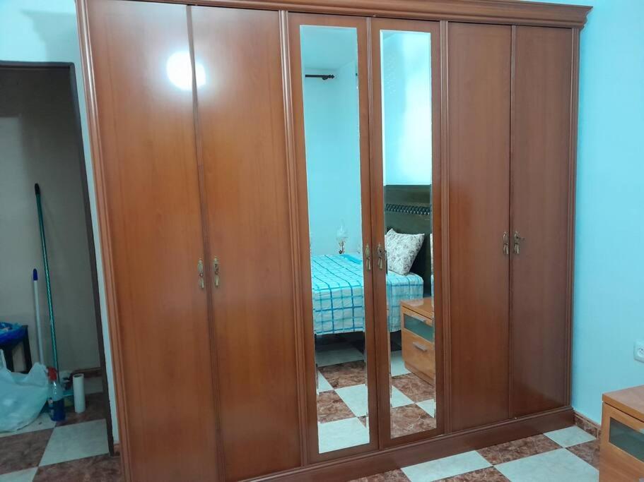 Disfruta De Un Barrio Tranquilo Apartment อัลกาลา เด กัวไดรา ภายนอก รูปภาพ