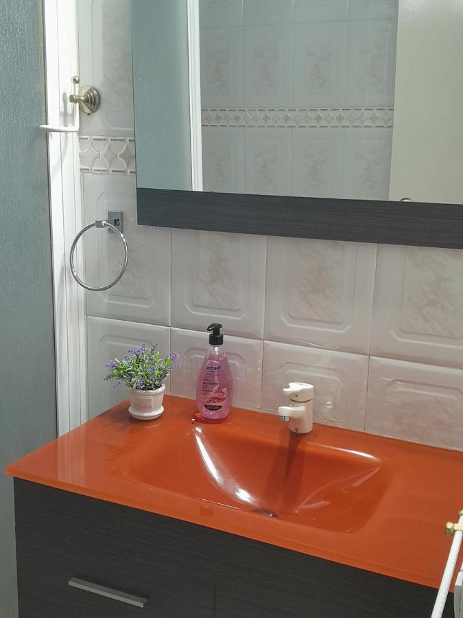 Disfruta De Un Barrio Tranquilo Apartment อัลกาลา เด กัวไดรา ภายนอก รูปภาพ