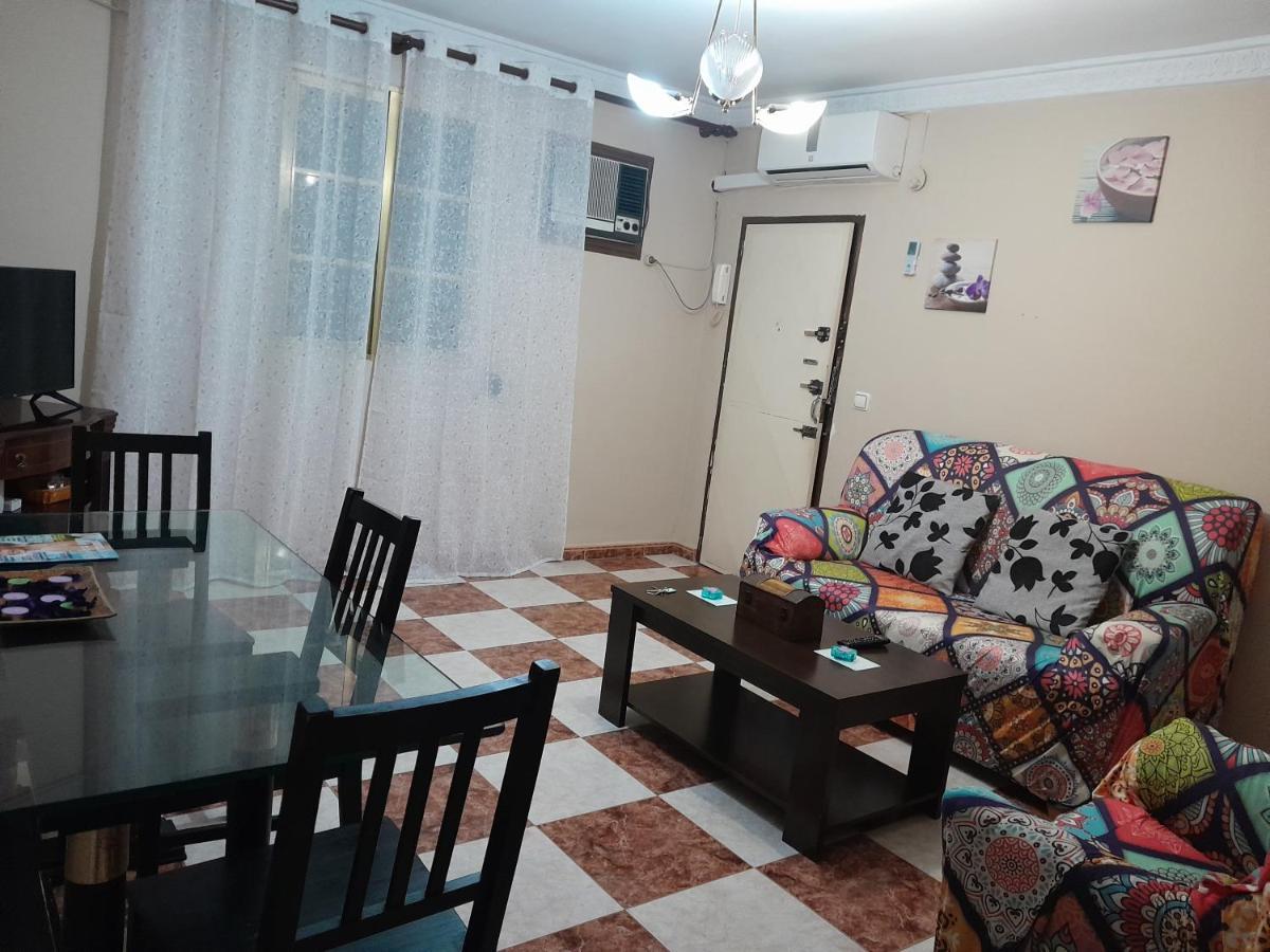 Disfruta De Un Barrio Tranquilo Apartment อัลกาลา เด กัวไดรา ภายนอก รูปภาพ